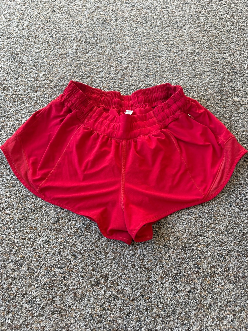 Lululemon Groovy Run Shorts Size 8 Red 4.5" Lined Running Athletic Mesh